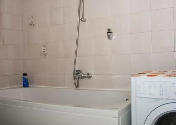 O-k- By Interhome * Split