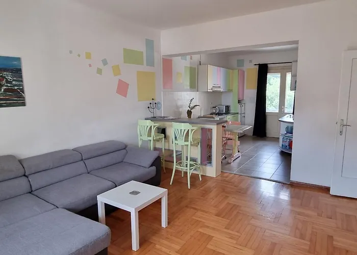 O-k- By Interhome * Split