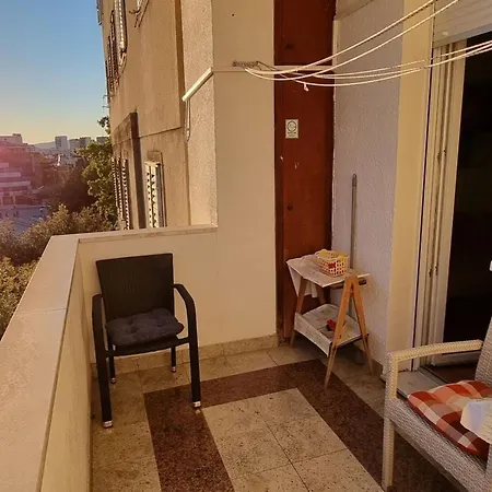 O-k- By Interhome Split