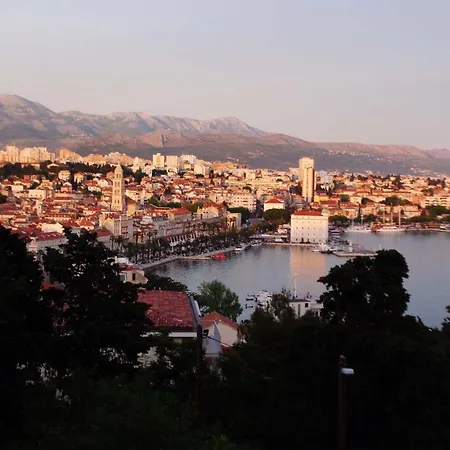 O-k- By Interhome * Split