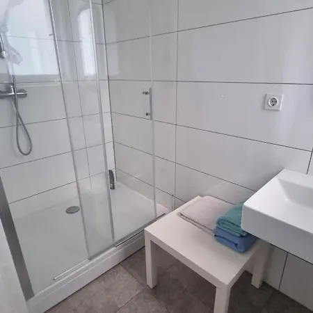 O-k- By Interhome Apartment Split